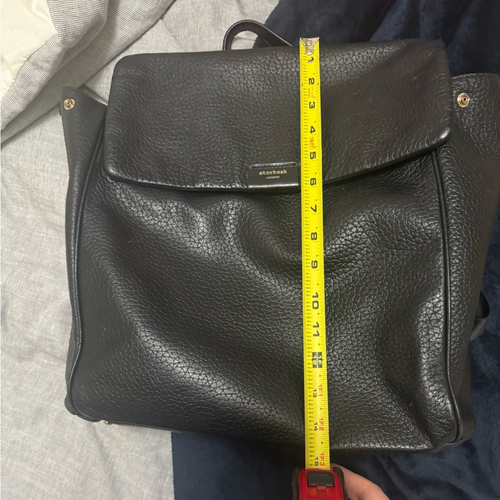 Storksak St James convertible leather Diaper Backpack - Picture 7 of 13